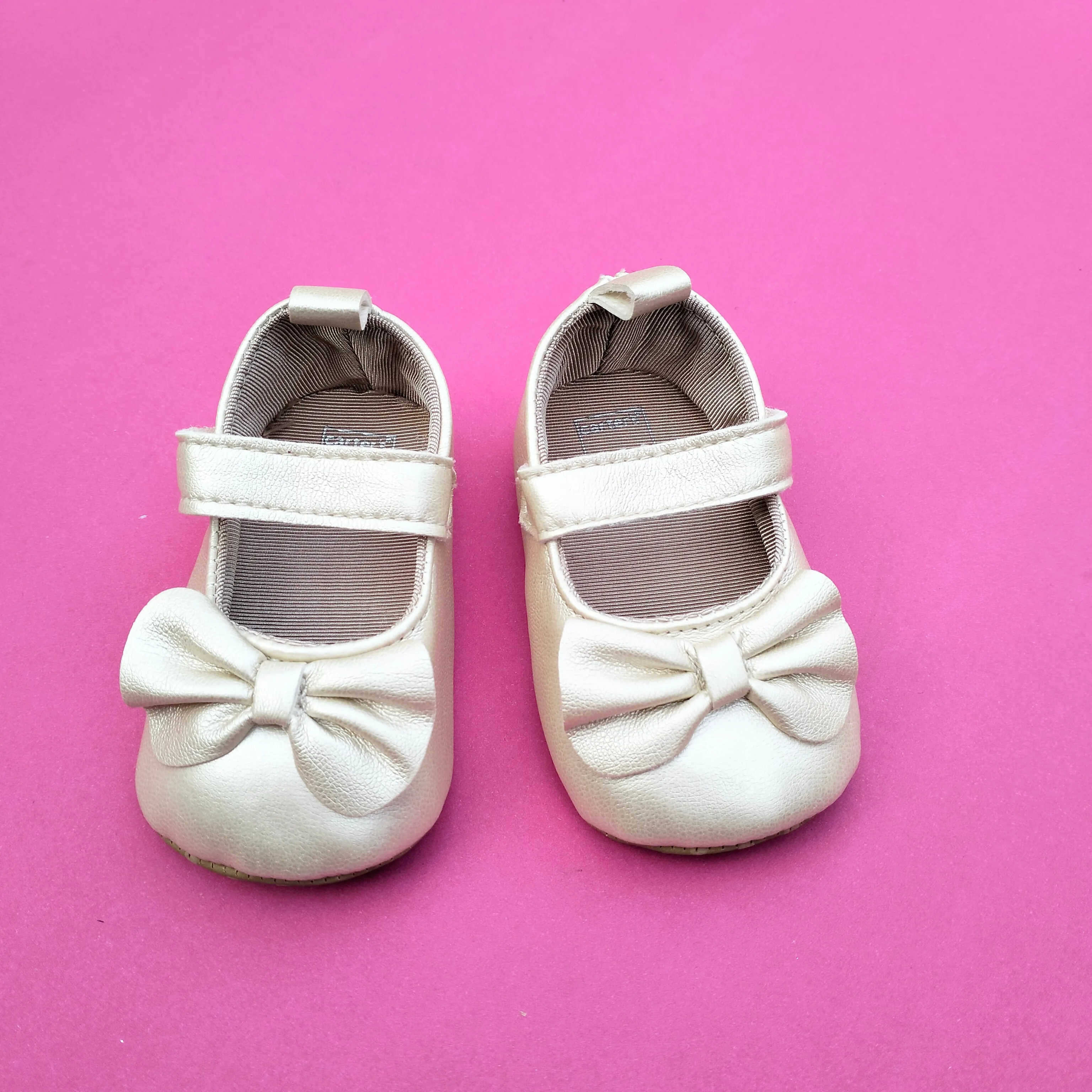 CRT Beige Bow Prewalking Pumps 2668 B