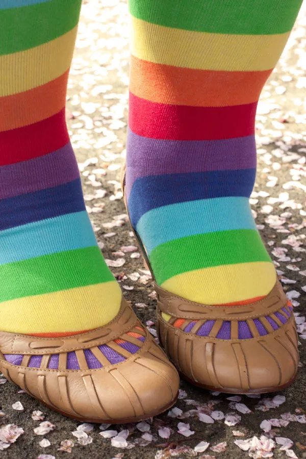 Curvy Rainbow Stripes Knee High