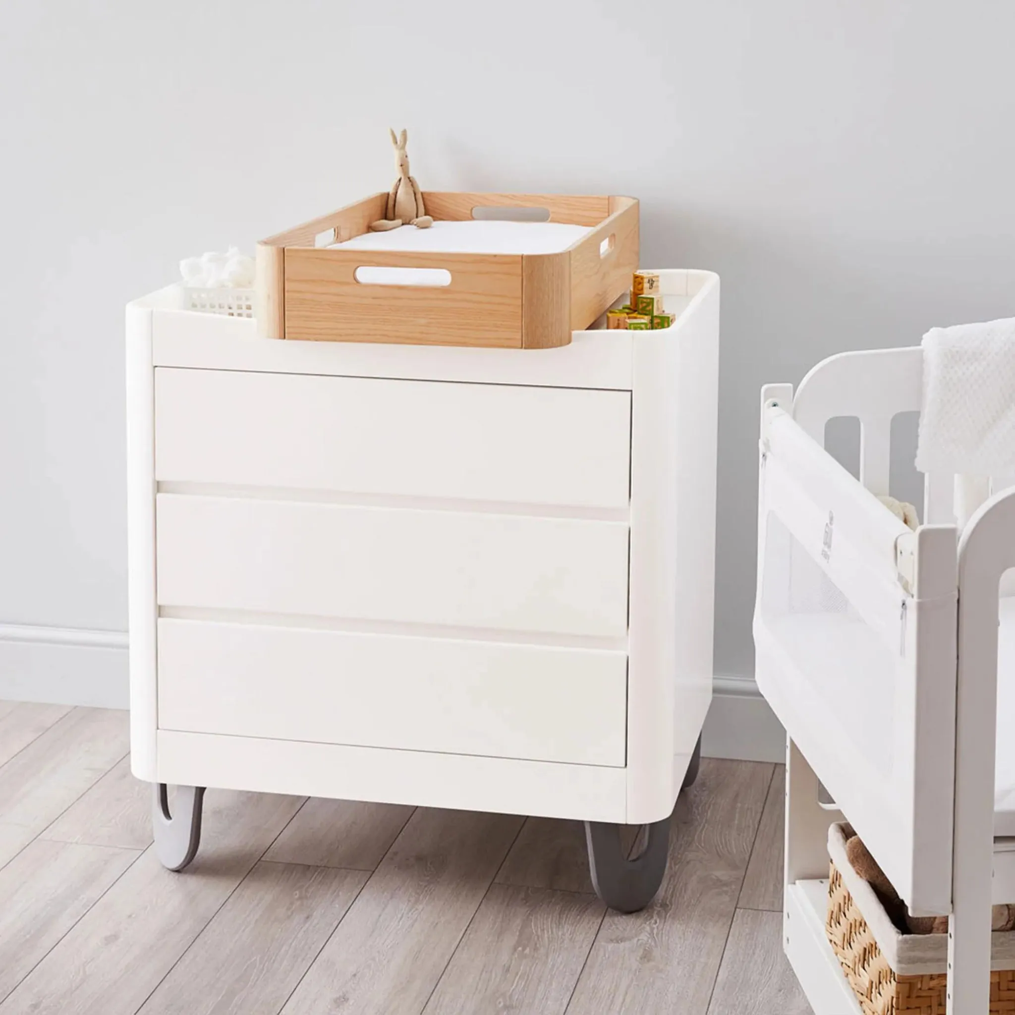 Gaia Baby | Serena Dresser with Silver Legs