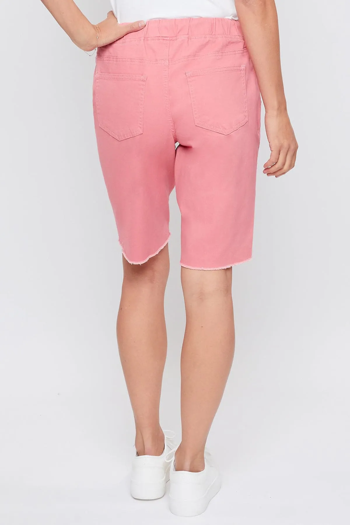 Women's Elastic Waist Bermuda With Fray Hem